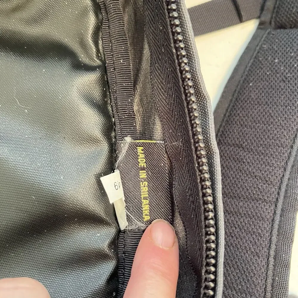 MountainSmith Wraith? Mojo? Lumbar Backpack Hiking Camping Outdoors Trail